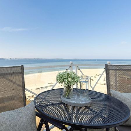 Strandhotel Laboe Traumsicht לבואה מראה חיצוני תמונה