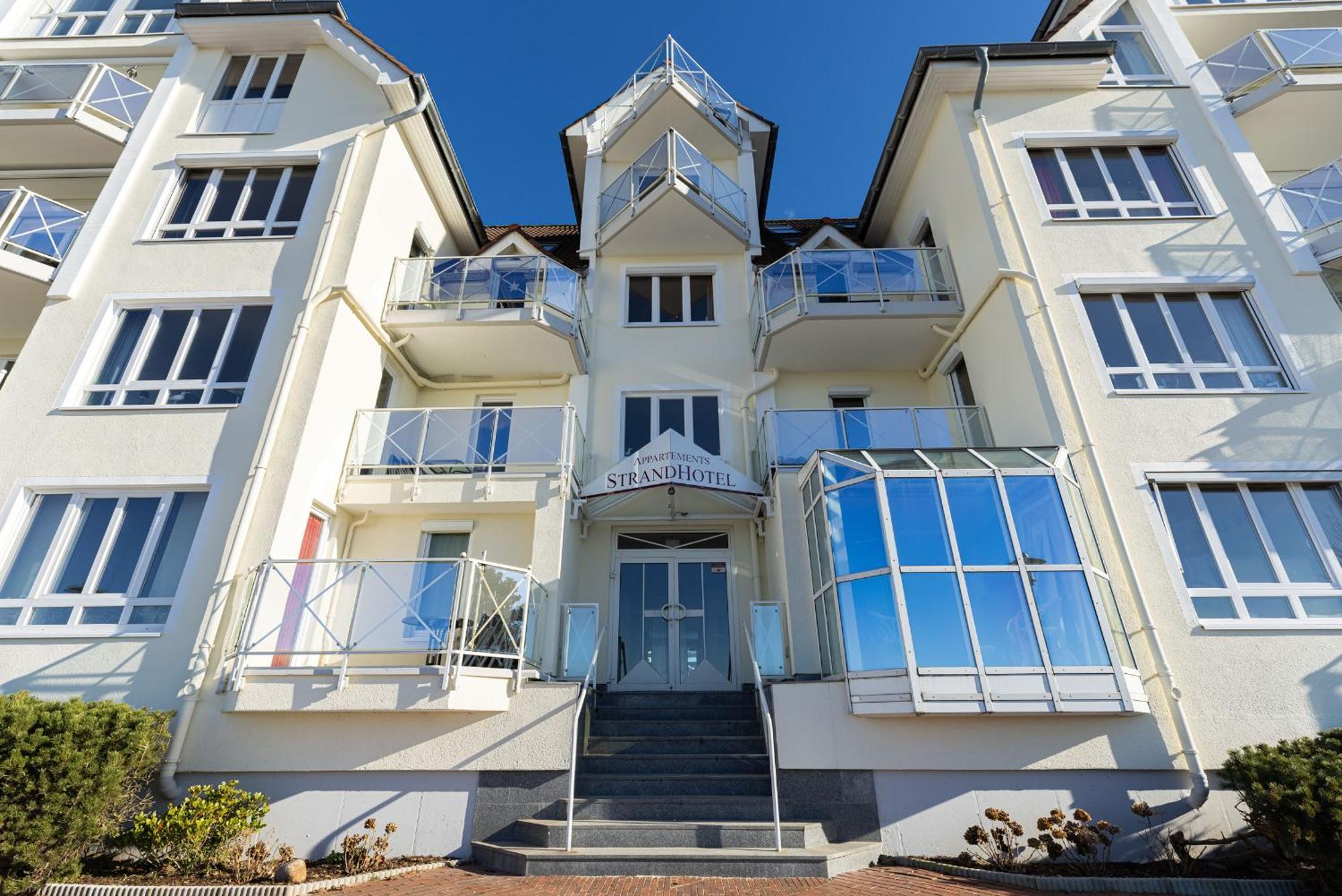 Strandhotel Laboe Traumsicht לבואה מראה חיצוני תמונה